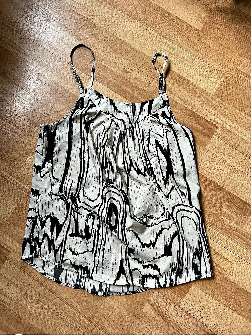 Vero Moda Sigga Strap Abstract Marble Print Small Camisole Black Charcoal Cream